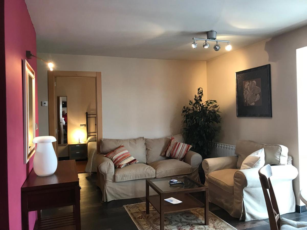 Apartamentos Ebro Рейноса Экстерьер фото