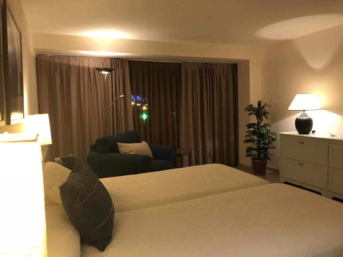 Apartamentos Ebro Рейноса Экстерьер фото