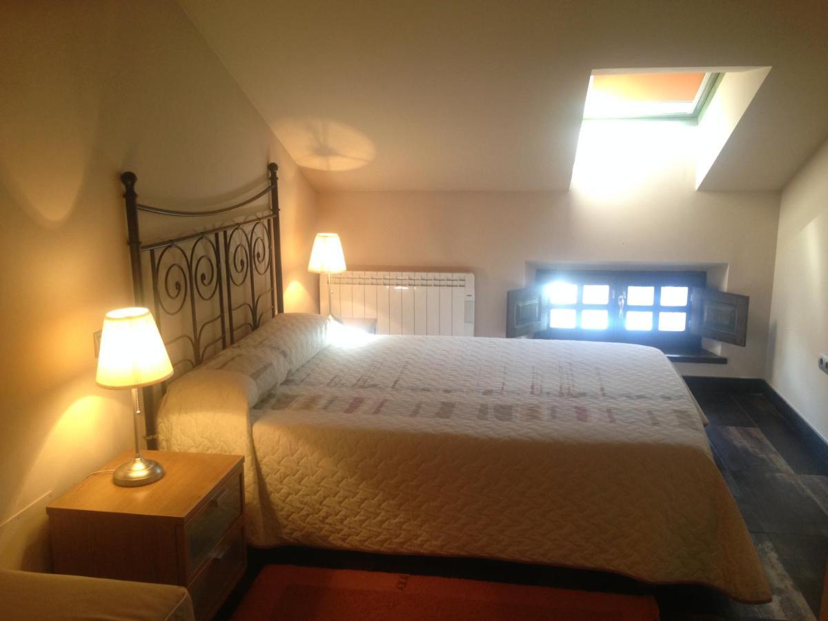 Apartamentos Ebro Рейноса Экстерьер фото